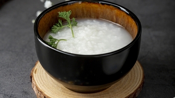 Người bệnh tiểu đường lưu ý gì khi ăn cháo?