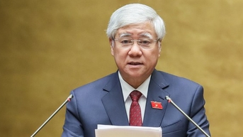 Cử tri lo lắng tình trạng lạm thu tại trường học