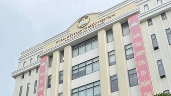 Thay đổi địa điểm tiếp nhận hàng cứu trợ