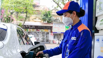 Giá xăng dầu hôm nay 17/4/2024: Thế giới đi lên, trong nước có thể trái chiều