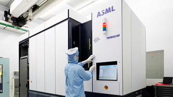 Mỹ kêu gọi Nhật Bản, Hà Lan tiếp tục siết xuất khẩu chip sang Trung Quốc