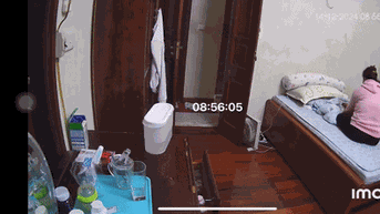 Tạm giữ bảo mẫu bạo hành bé trai hơn 1 tháng tuổi để điều tra