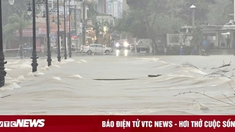 Nước lũ lên cao, Thừa Thiên - Huế tiếp tục cho học sinh nghỉ học