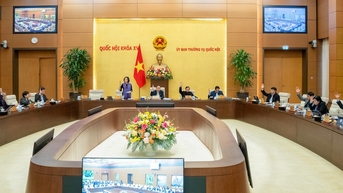 Ủy ban Thường vụ Quốc hội chốt mức thuế bảo vệ môi trường với xăng dầu 2025