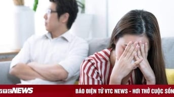 Tình cờ đọc được tin nhắn của vợ và sếp, chồng liền mang con đi xét nghiệm ADN