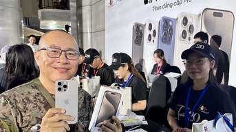 iPhone 15 Series chính hãng đã đến tay người dùng Việt Nam