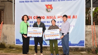 ដាំដើមឈើ និងសាងសង់ផ្ទះសប្បុរសធម៌ ដើម្បីជួយជនរងគ្រោះដោយគ្រោះថ្នាក់ចរាចរណ៍នៅខេត្ត Hai Phong