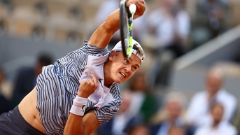 Rune bị loại ở tứ kết Roland Garros