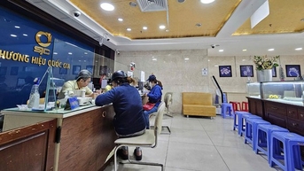 Giá vàng biến động khó lường