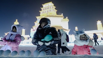Trung Quốc bùng nổ du lịch băng tuyết