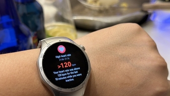 Smartwatch dần chiếm ưu thế so với đồng hồ truyền thống