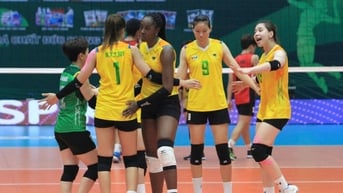 Bóng chuyền Việt Nam và cú bắt tay ngoạn mục với đội bóng cũ của Thanh Thúy