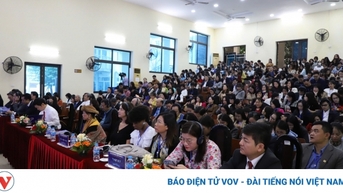 តើសកលភាវូបនីយកម្មប៉ះពាល់ដល់ការអប់រំយ៉ាងដូចម្តេច?