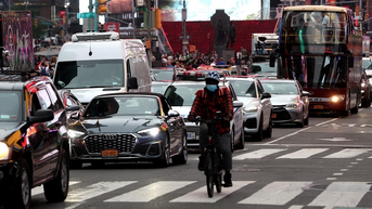 New York đẩy nhanh việc thu phí giao thông ở Manhattan dù ông Trump phản đối