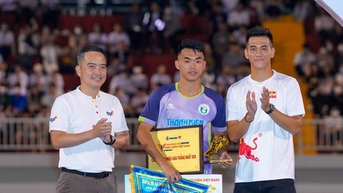 'Bóng đá sinh viên là mục tiêu dài hạn của TCP Việt Nam và Red Bull'