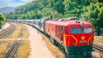Mở bán vé tàu Tết 2025 từ 1/10
