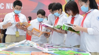 Nhà xuất bản Giáo dục Việt Nam công bố giá sách giáo khoa mới lớp 4, 8, 11
