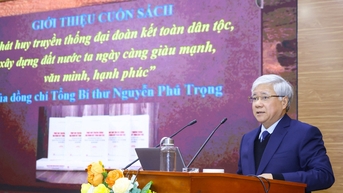 응우옌 푸 쫑(Nguyen Phu Trong) 서기장의 두 권의 책 내용에 대한 선전 및 광범위한 보급
