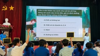Chuyên gia hướng dẫn sinh viên dùng thức ăn nhanh sao cho khỏe