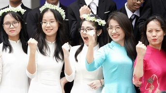 Trường học Hà Nội có 4 thủ khoa thi vào lớp 10 chuyên