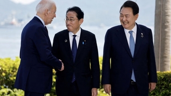 Ông Biden mời người đồng cấp Nhật Bản, Hàn Quốc gặp nhau