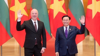 ប្រធានរដ្ឋសភាស្នើប៊ុលហ្គារីជួយសម្រួលការចេញទិដ្ឋាការជូនពលរដ្ឋវៀតណាម