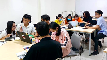 Quá lạm dụng IELTS sẽ làm sai lệch bản chất của việc học ngoại ngữ
