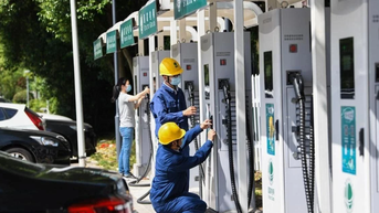 Phát triển hạ tầng kỹ thuật, hoàn thiện hệ thống trụ/trạm sạc xe điện tại Việt Nam