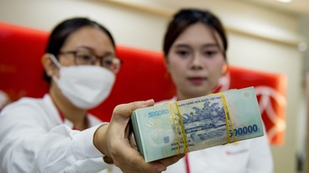 Lãi suất ngân hàng hôm nay 15/10/2024: Kỳ hạn 6 tháng ngân hàng nào cao nhất?