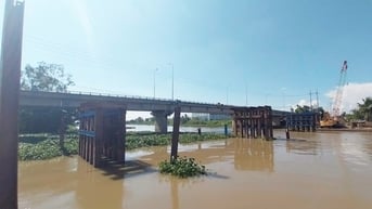 Vì sao chậm tháo dỡ cầu Giồng Găng cũ?