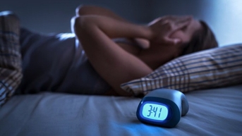 Không chờ đến lúc quá mệt mới đi ngủ, nhưng làm sao để ngủ ngon hơn?