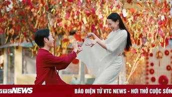 Đức Phúc cầu hôn Hoa hậu Thuỳ Tiên trong MV mới