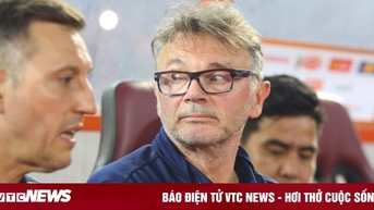 HLV Troussier không họp báo sau trận tuyển Việt Nam thắng Hong Kong