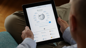 Nga phạt chủ sở hữu Wikipedia gần 37.000 USD vì không "gỡ bài" bị cấm