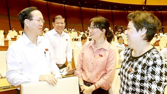Quốc hội thảo luận về báo cáo giám sát nguồn lực phòng, chống dịch Covid-19: Đánh giá công tâm, thấu tình đạt lý các sai phạm