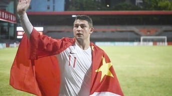 Bóng đá châu Á được và mất gì với xu hướng nhập tịch?