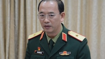 Thiếu tướng Đinh Quốc Hùng giữ chức Chính uỷ Tổng cục Công nghiệp Quốc phòng