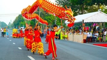 Cần Thơ tổ chức giải đua xe đạp và lân sư rồng mừng xuân Ất Tỵ