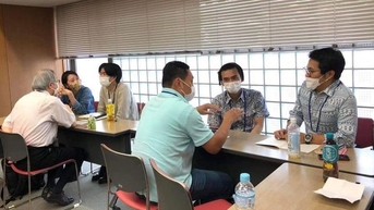 Chàng trai dạy tiếng Việt cho người Nhật