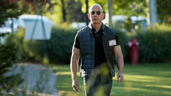 Bí quyết giúp Jeff Bezos dẫn đầu trào lưu tỷ phú cơ bắp