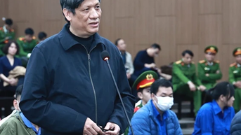 "Thầy trò" cựu Bộ trưởng Bộ Y tế Nguyễn Thanh Long lãnh tổng cộng 27 năm tù
