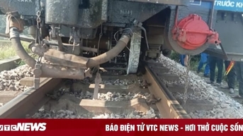 Tàu SE7 trật bánh ở Hà Tĩnh, tuyến đường sắt Bắc-Nam ách tắc