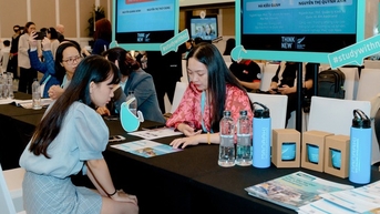 Chính phủ New Zealand mở ngày hội 'săn' hàng chục học bổng giá trị trăm triệu đồng