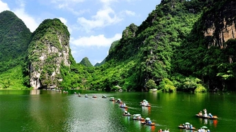 បើក​ការ​ប្រកួត​ប្រជែង​សារព័ត៌មាន​ដើម្បី​អភិរក្ស​និង​លើក​កម្ពស់​តម្លៃ​បេតិកភណ្ឌ​ដែល​ទាក់ទង​នឹង​ការ​អភិវឌ្ឍ​ទេសចរណ៍​ប្រកប​ដោយ​និរន្តរភាព