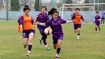 គ្រូ​បង្វឹក​ជប៉ុន​ផ្តល់​ភារកិច្ច​ពិសេស​ដល់​ក្រុម​នារី U.20 វៀតណាម​ក្នុង​ពេល​បុណ្យ​តេត