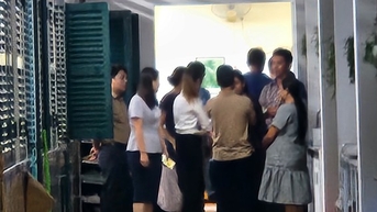 Trả lại tiền ngay trong đêm mưa