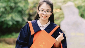 Nữ sinh Hà Nội đỗ lớp 10 chuyên Toán của 4 trường chuyên