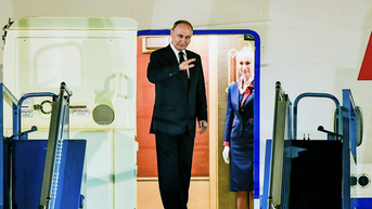 Tổng thống Putin rời Hà Nội về nước