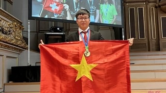 'Chàng trai vàng' Hóa học được đề cử Gương mặt trẻ Việt Nam tiêu biểu