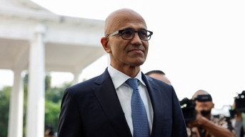 CEO Microsoft thăm Indonesia, công bố đầu tư 1,7 tỉ USD